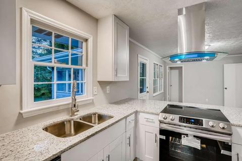 3046 Meadow Lark Dr, Duluth, GA 30096 photo 12