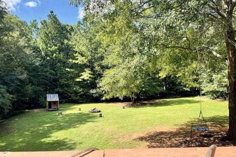 300 Chimney Ct, Covington, GA 30014 photo 2