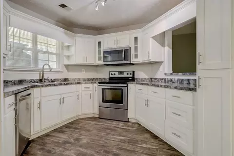 295 Mountainview Dr, Covington, GA 30016 photo 4