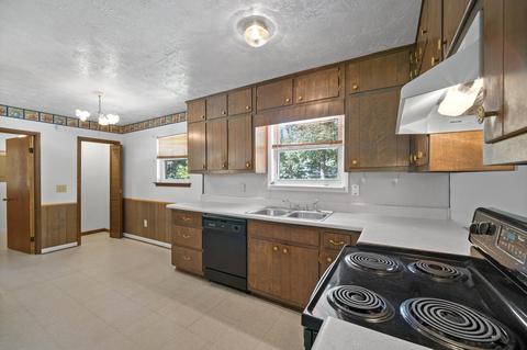 1816 Old Rex Morrow Rd, Morrow, GA 30260 photo 7