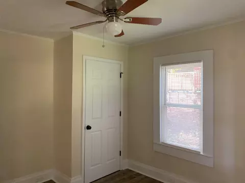 263 S Pond St, Toccoa, GA 30577 photo 9