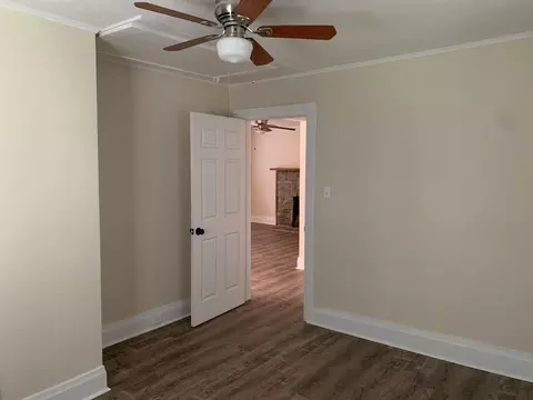 263 S Pond St, Toccoa, GA 30577 photo 12