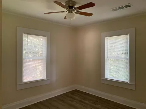 263 S Pond St, Toccoa, GA 30577 photo 8