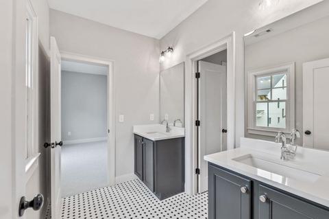 1860 Commons Cir, Chamblee, GA 30341 photo 15