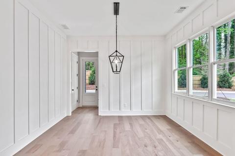 1860 Commons Cir, Chamblee, GA 30341 photo 9