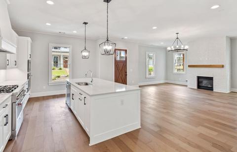 1860 Commons Cir, Chamblee, GA 30341 photo 6