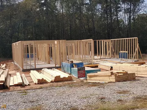 74 Millwood Dr, Commerce, GA 30529 photo 5