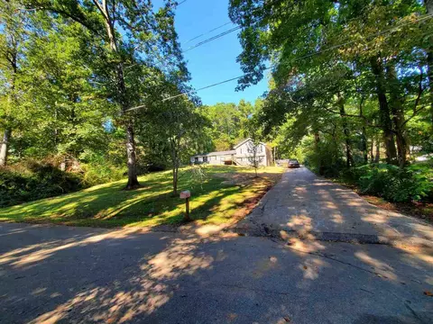209 Laurel Dr, Cornelia, GA 30531 photo 2