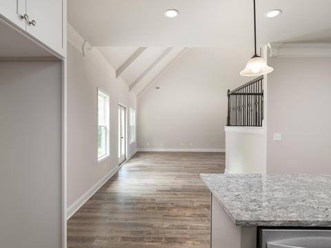 113 Abbott Cv, Barnesville, GA 30204 photo 10