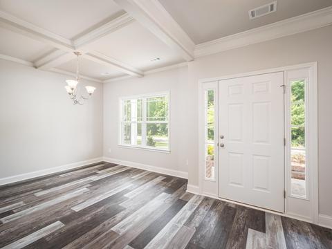 117 Abbott Cv, Barnesville, GA 30204 photo 3