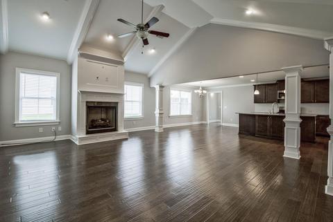 411 Lago Ct, Lagrange, GA 30241 photo 8