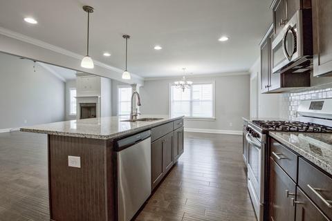 411 Lago Ct, Lagrange, GA 30241 photo 15