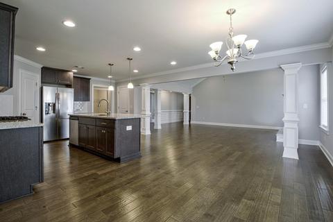 411 Lago Ct, Lagrange, GA 30241 photo 12