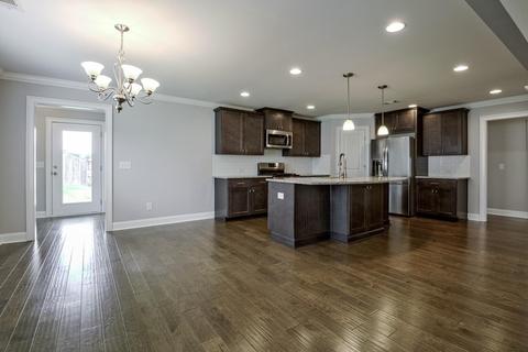 411 Lago Ct, Lagrange, GA 30241 photo 11