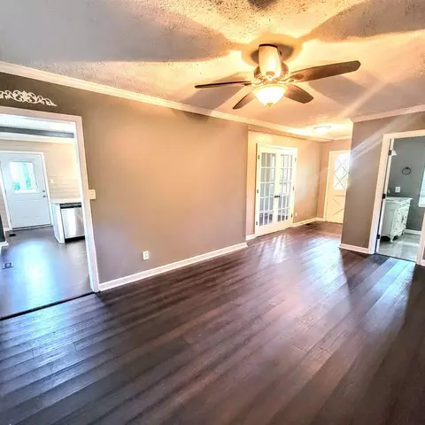 216 S Chilton Cres, Lagrange, GA 30240 photo 9