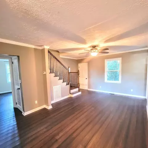 216 S Chilton Cres, Lagrange, GA 30240 photo 14