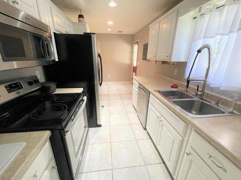 46 Waterview Dr, Lagrange, GA 30241 photo 2