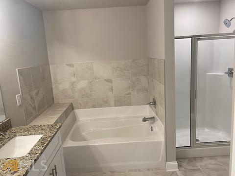 1077 E Doyle St, Toccoa, GA 30577 photo 7