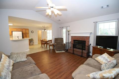 154 Wellington Dr, Lagrange, GA 30241 photo 5