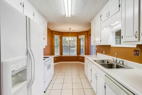 75 Syracuse Ln, Covington, GA 30016 photo 10