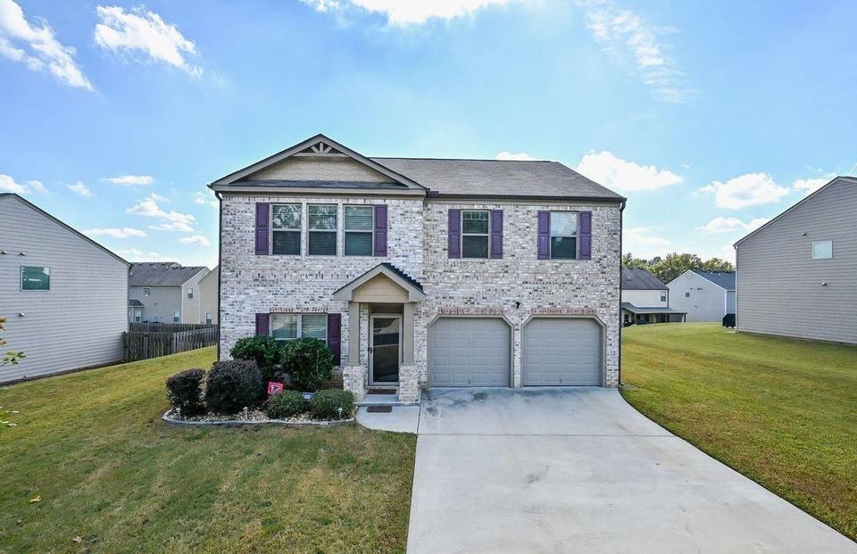 371 Pernell Dr, Hampton, GA 30228 39 Photos MLS 9068996 Movoto