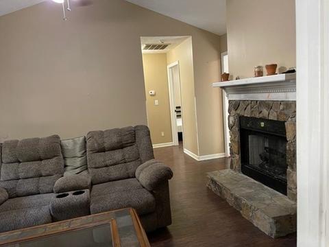 114 Ridgefield Cir, Lagrange, GA 30240 photo 3