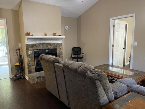114 Ridgefield Cir, Lagrange, GA 30240 photo 2