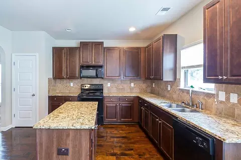 7482 Springbox Dr, Fairburn, GA 30213 photo 5