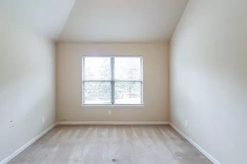7482 Springbox Dr, Fairburn, GA 30213 photo 13