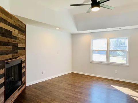 2242 N Shallowford Rd, Atlanta, GA 30341 photo 4