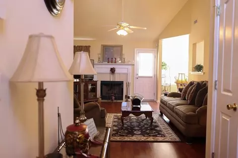 11140 Weeping Willow Pl, Hampton, GA 30228 photo 4