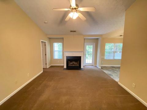 127 Goldleaf Dr, Hampton, GA 30228 photo 5