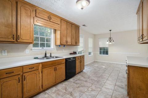 15 Riverbrooke Trl, Covington, GA 30016 photo 7