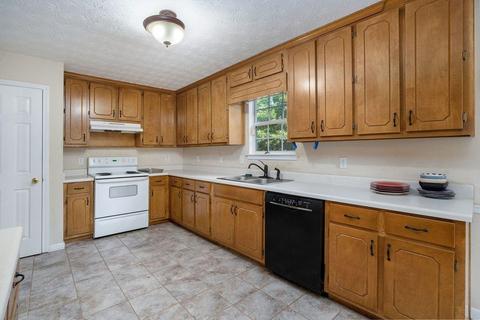 15 Riverbrooke Trl, Covington, GA 30016 photo 6