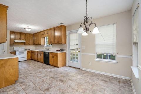 15 Riverbrooke Trl, Covington, GA 30016 photo 5