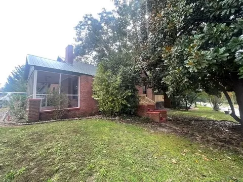 234 Sautee St, Toccoa, GA 30577 photo 4