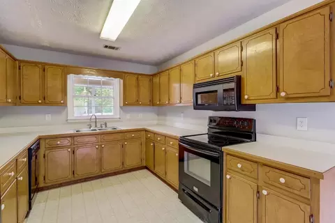 60 Springfield Dr, Covington, GA 30016 photo 8