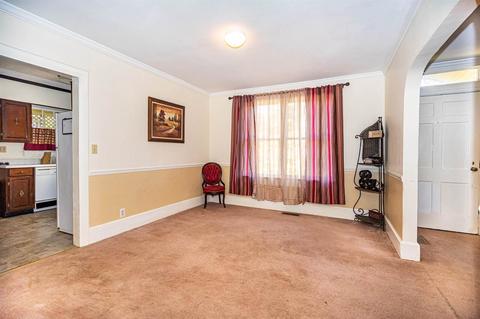 429 Gordon Cir, Lagrange, GA 30240 photo 5