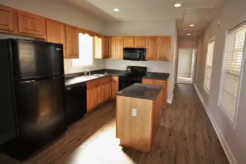 701 S Lee St, Lagrange, GA 30240 photo 5