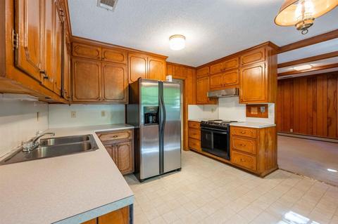 508 Lakeside Dr, Cornelia, GA 30531 photo 8