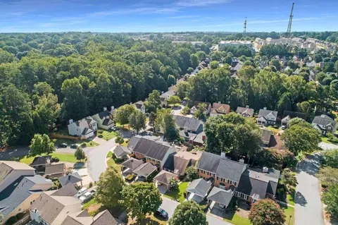 3549 Strathmore Dr, Duluth, GA 30096 photo 3