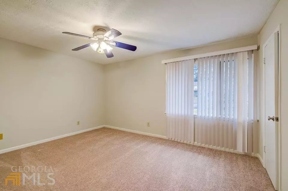  1202 Ashborough Ter, Marietta, GA 30067 photo 7