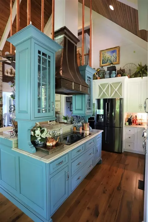 Kitchen - 223 S Brow Dr, Cloudland, GA 30731 photo 2 of 4