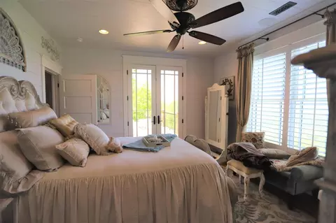 Bedroom - 223 S Brow Dr, Cloudland, GA 30731 photo 11 of 11