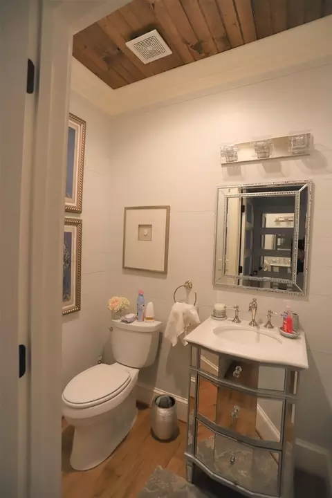 Bath - 223 S Brow Dr, Cloudland, GA 30731 photo 1 of 10