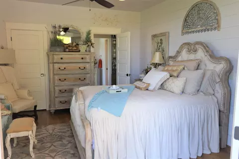 Bedroom - 223 S Brow Dr, Cloudland, GA 30731 photo 10 of 11