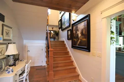 Entry Way - 223 S Brow Dr, Cloudland, GA 30731 photo 5 of 7