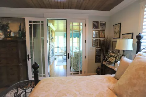 Bedroom - 223 S Brow Dr, Cloudland, GA 30731 photo 3 of 11