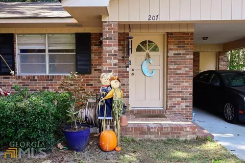 207 Warnock St, Brooklet, GA 30415 photo 2