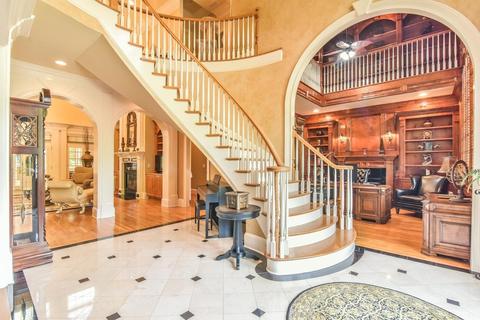 2673 Thurleston Ln, Duluth, GA 30097 photo 5